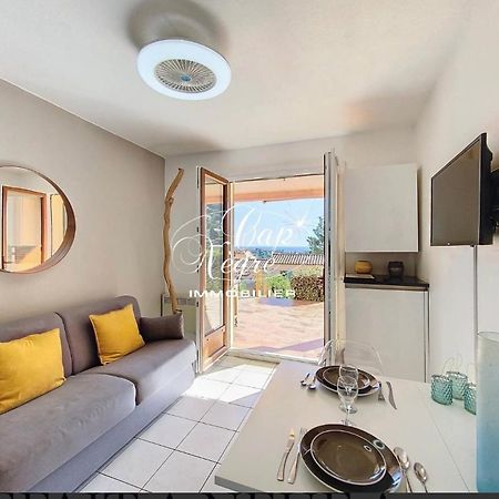 Terrasse De 30M2 Vue Mer Panoramique 1 Chambre Apartment Cavalaire-sur-Mer Exterior photo